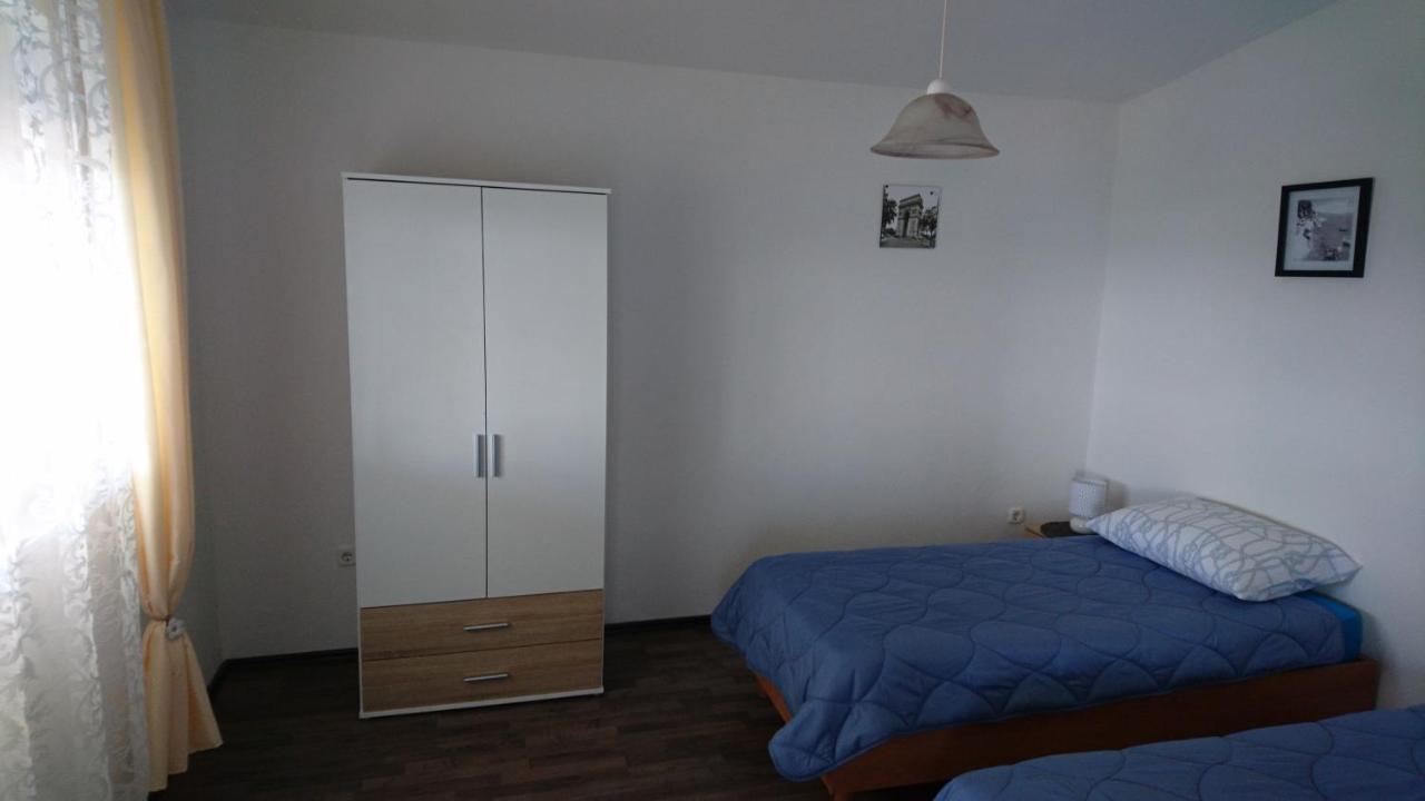 Apartman Vuleta Ražanac Exteriér fotografie